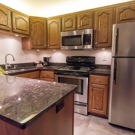 Shepherd Mountain Inn & Suites Pilot Knob Esterno foto